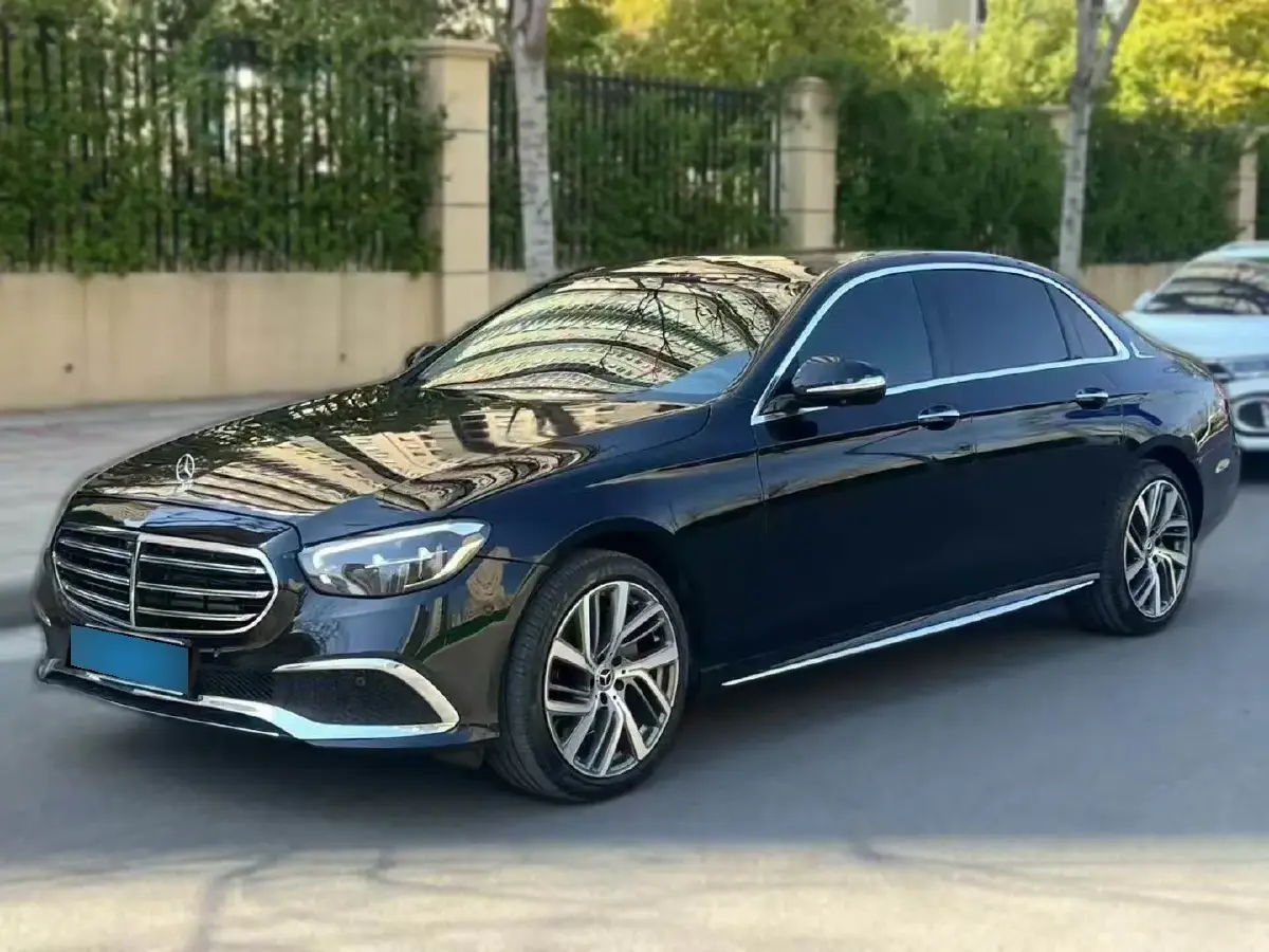 2017 Mercedes-Benz E Class 2.0T 245HP L4 9AT
