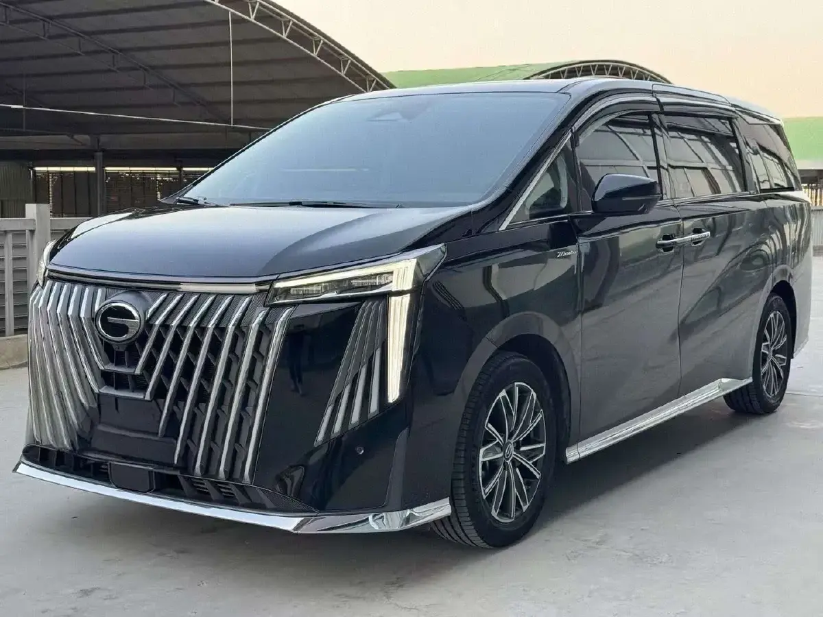 2023 GAC Trumpchi M8 2.0T 252HP L4 8AT