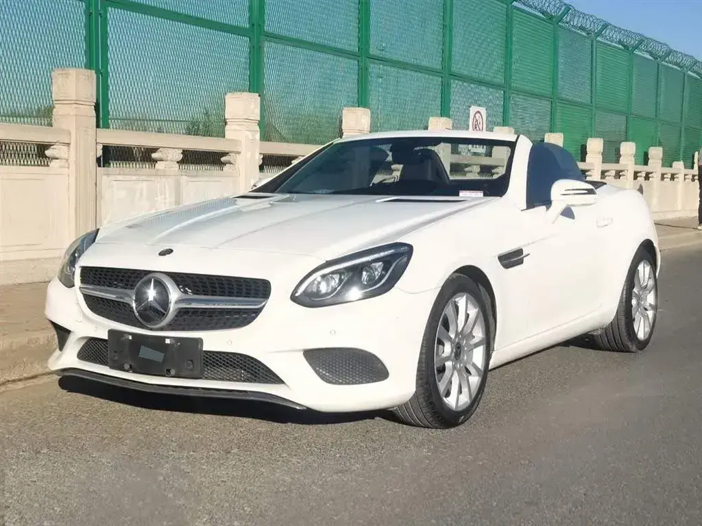 2016 Mercedes-Benz SLC Class 2.0T 184HP L4 9AT