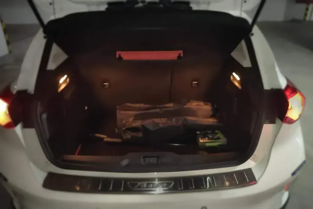 2020 Ford Focus Active 1.5T 174HP L3 8AT,autocango,china used car exporter,china ev exporter,chinese used car exporter,chinese used ev exporter