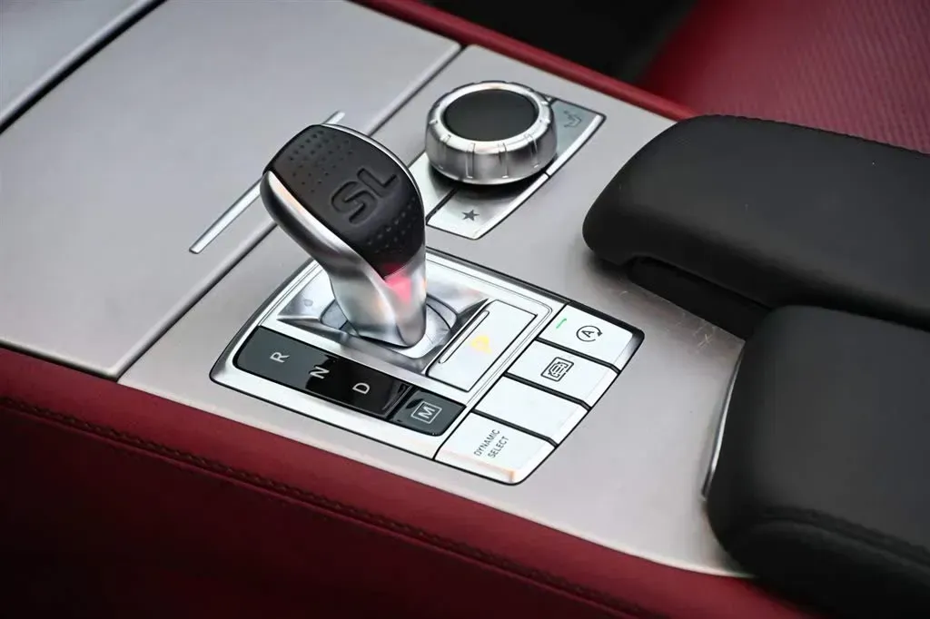 2017 Mercedes-Benz SL Class 3.0T 367HP V6 9AT,autocango,china used car exporter,china ev exporter,chinese used car exporter,chinese used ev exporter