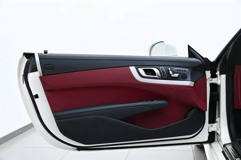 2017 Mercedes-Benz SL Class 3.0T 367HP V6 9AT,autocango,china used car exporter,china ev exporter,chinese used car exporter,chinese used ev exporter