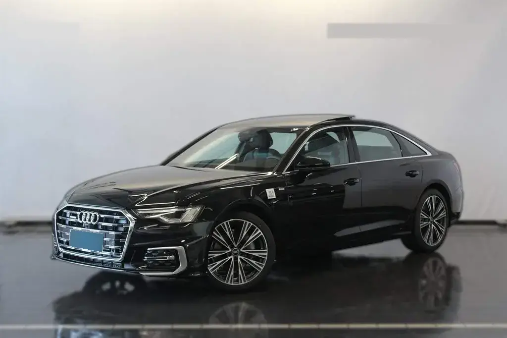 2025 Audi A6L 2.0T 245HP L4 7DCT