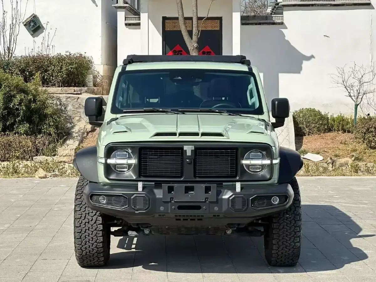 2021 Tank 300 2.0T 227HP L4 8AT