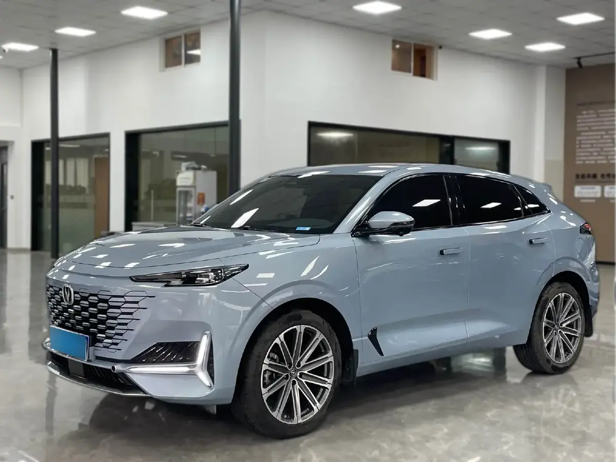 2021 ChangAn UNI-K 2.0T 233HP L4 8AT