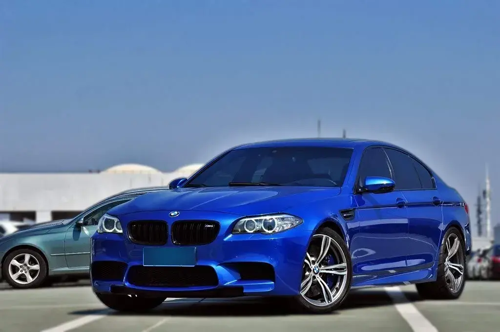 2014 BMW M5 4.4T 560HP V8 7DCT