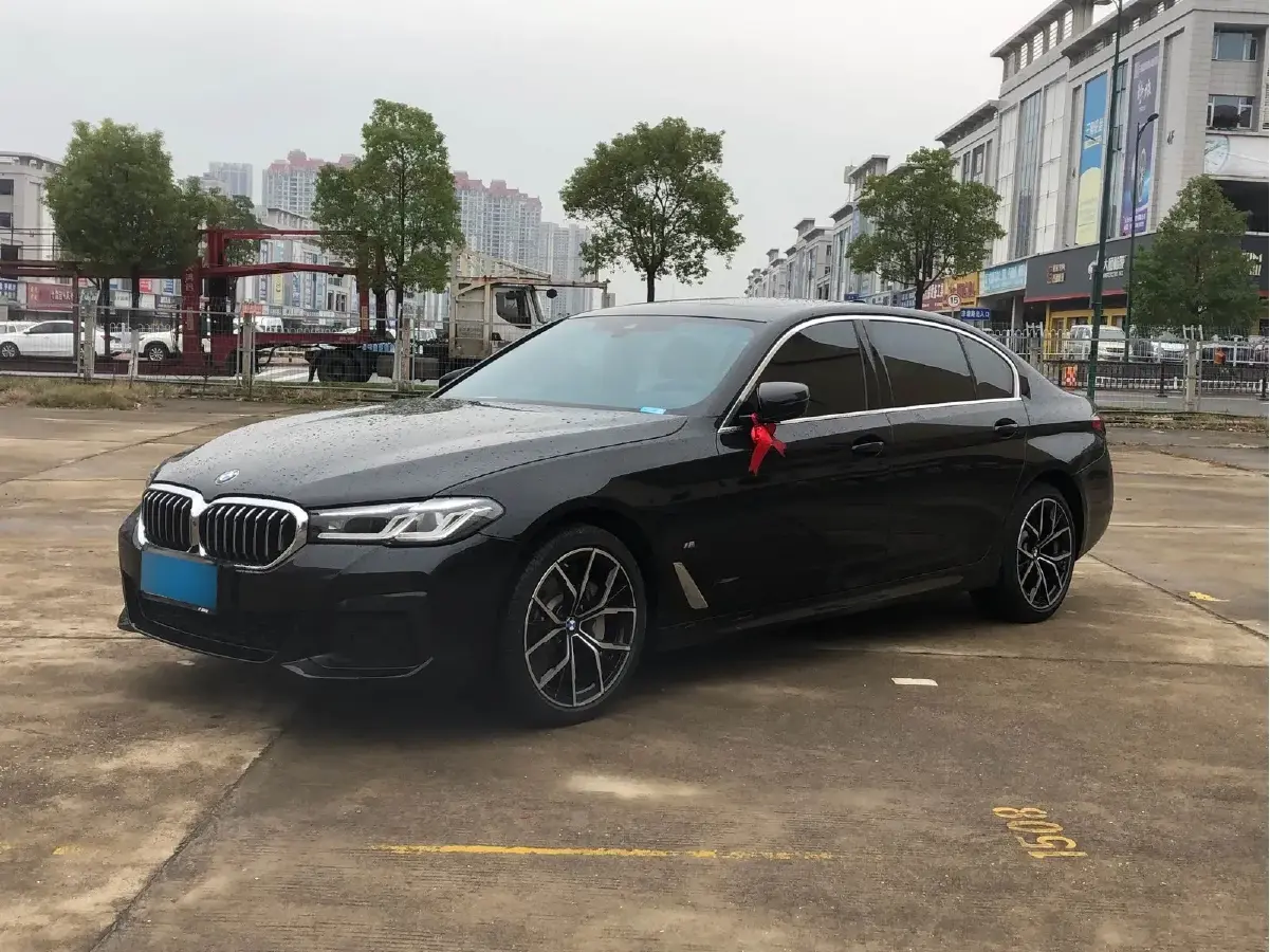 2021 BMW 5 Series 2.0T 252HP L4 8AT