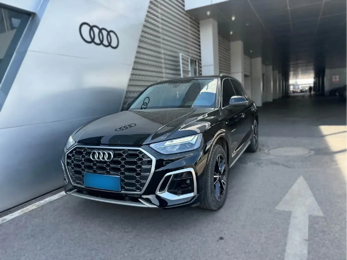 2024 Audi Q5L 2.0T 190HP L4 7DCT
