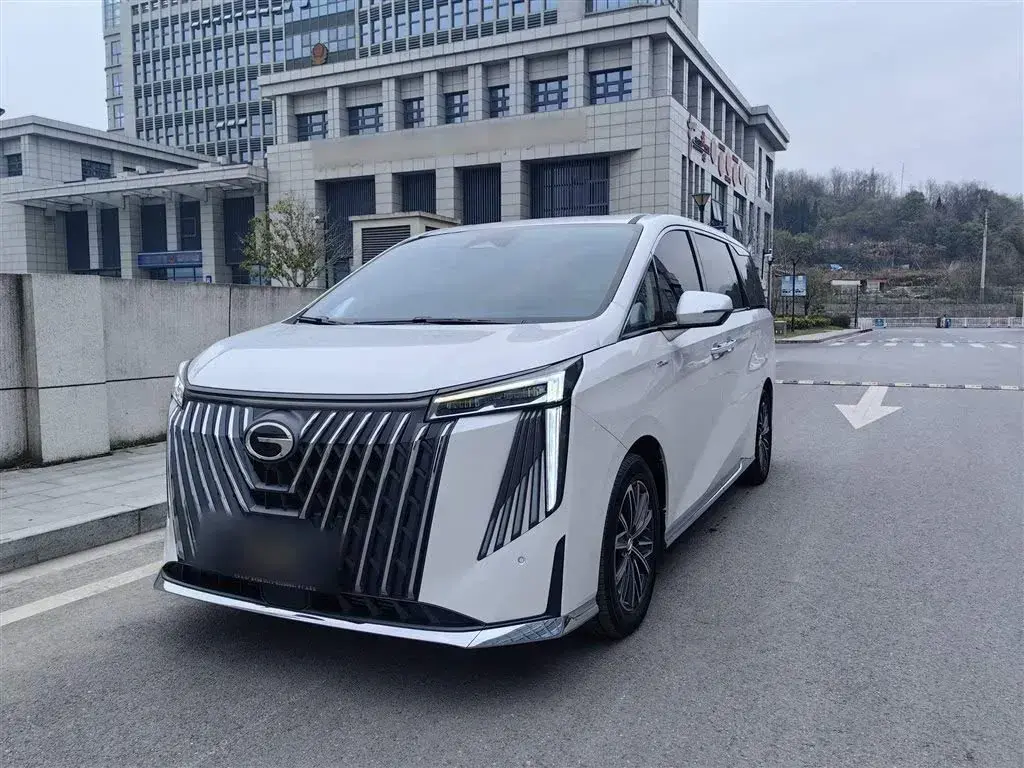 2023 GAC Trumpchi M8 2.0T 252HP L4 8AT