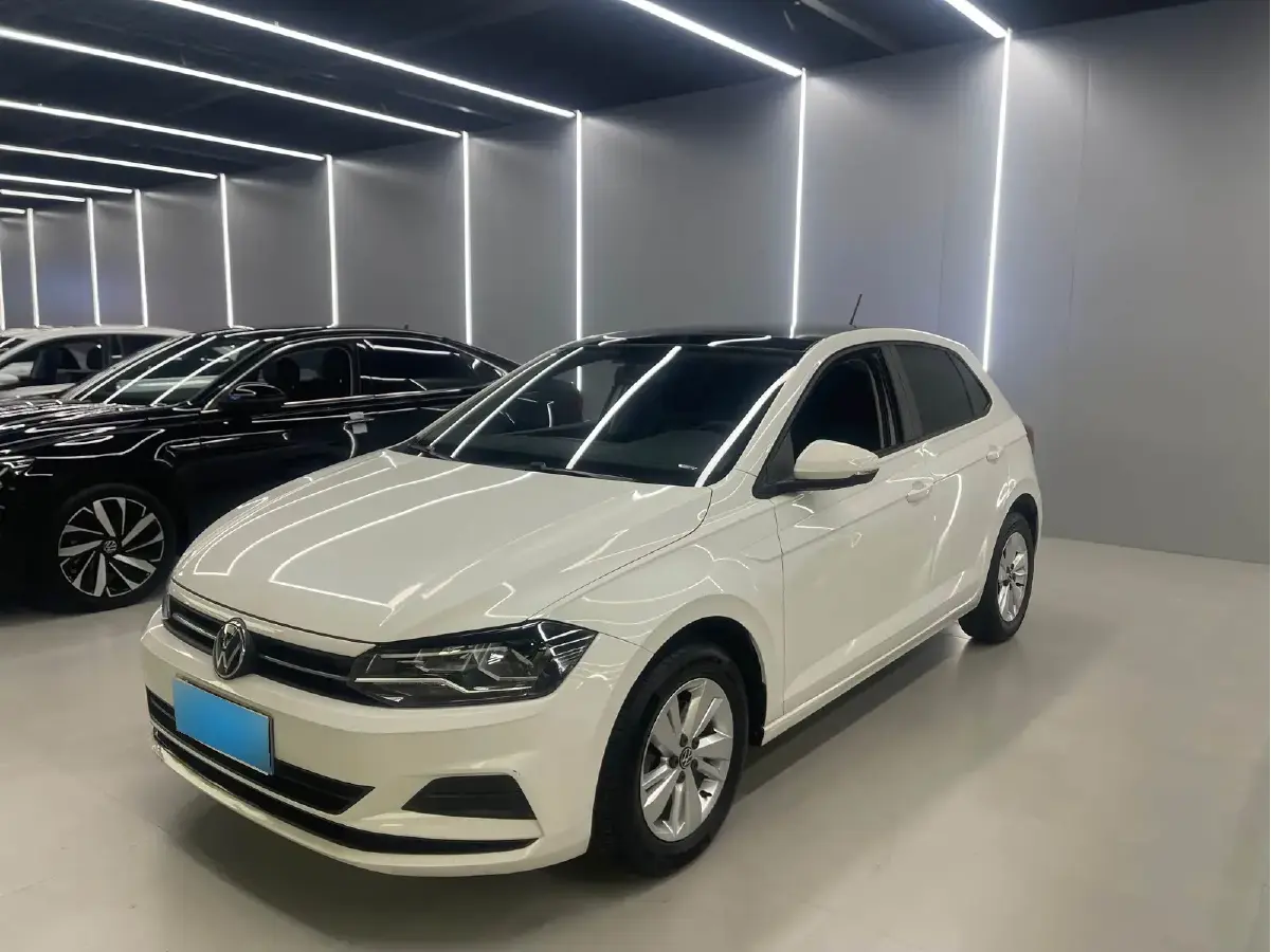 2021 Volkswagen Polo 1.5L 113HP L4 6AT