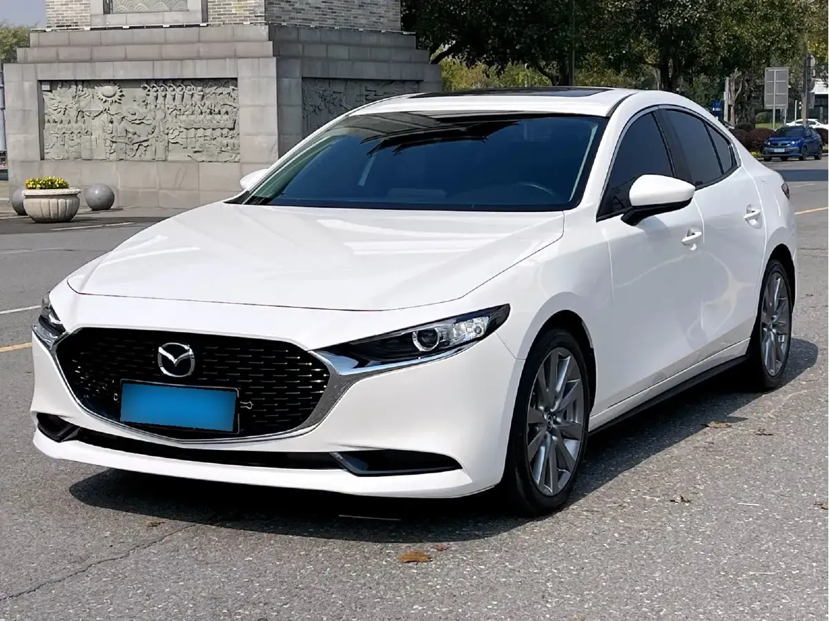 2022 Mazda 3 Axela 2.0L 158HP L4 6AT