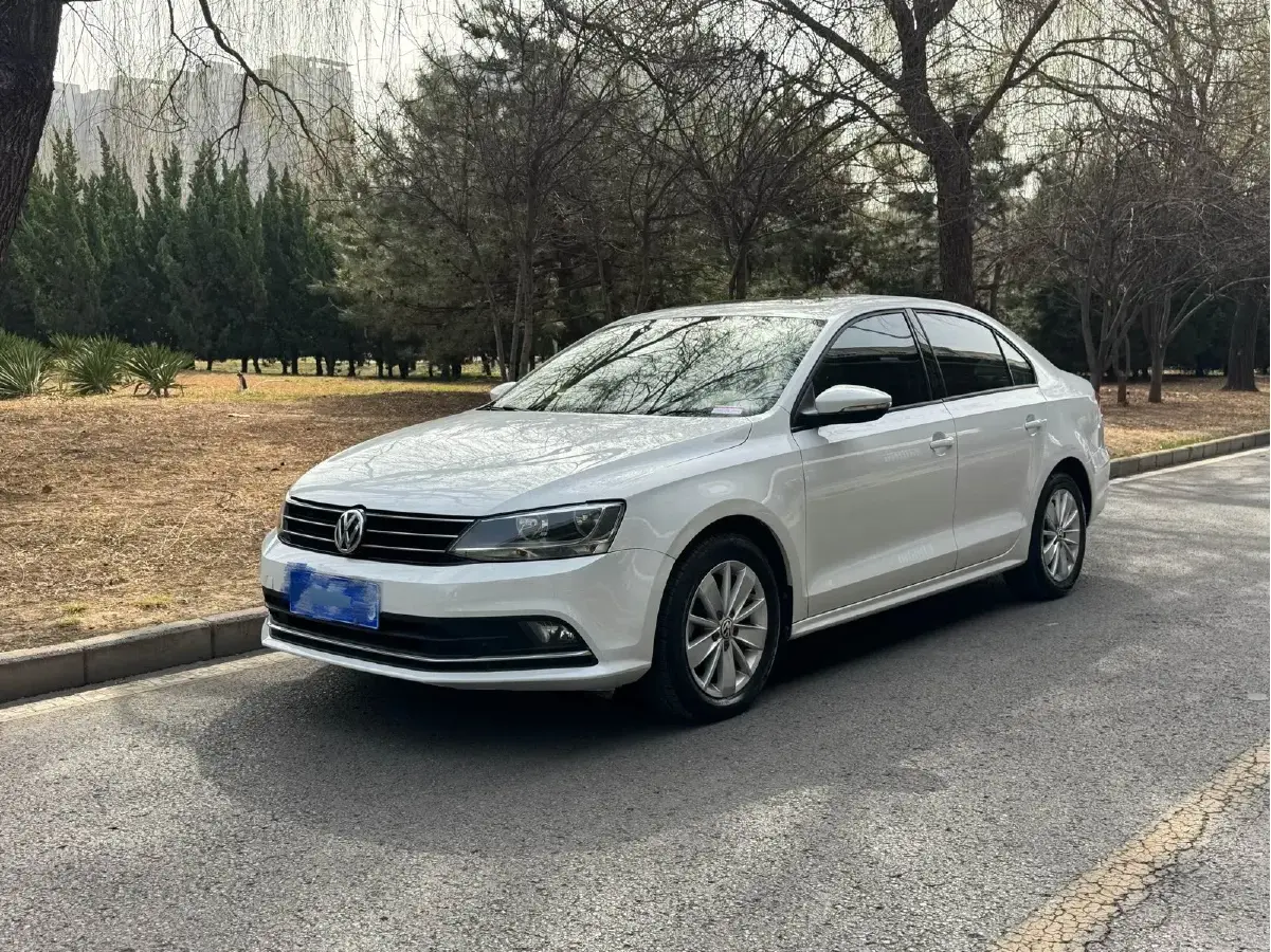 2018 Volkswagen Sagitar 1.6L 110HP L4 6AT