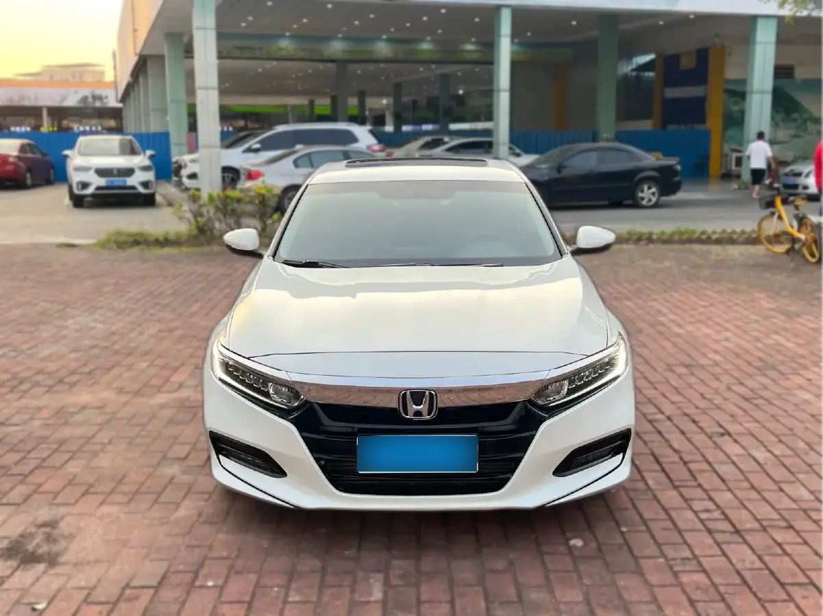 2018 Honda Accord 1.5T 194HP L4 CVT,autocango,china used car exporter,china ev exporter,chinese used car exporter,chinese used ev exporter