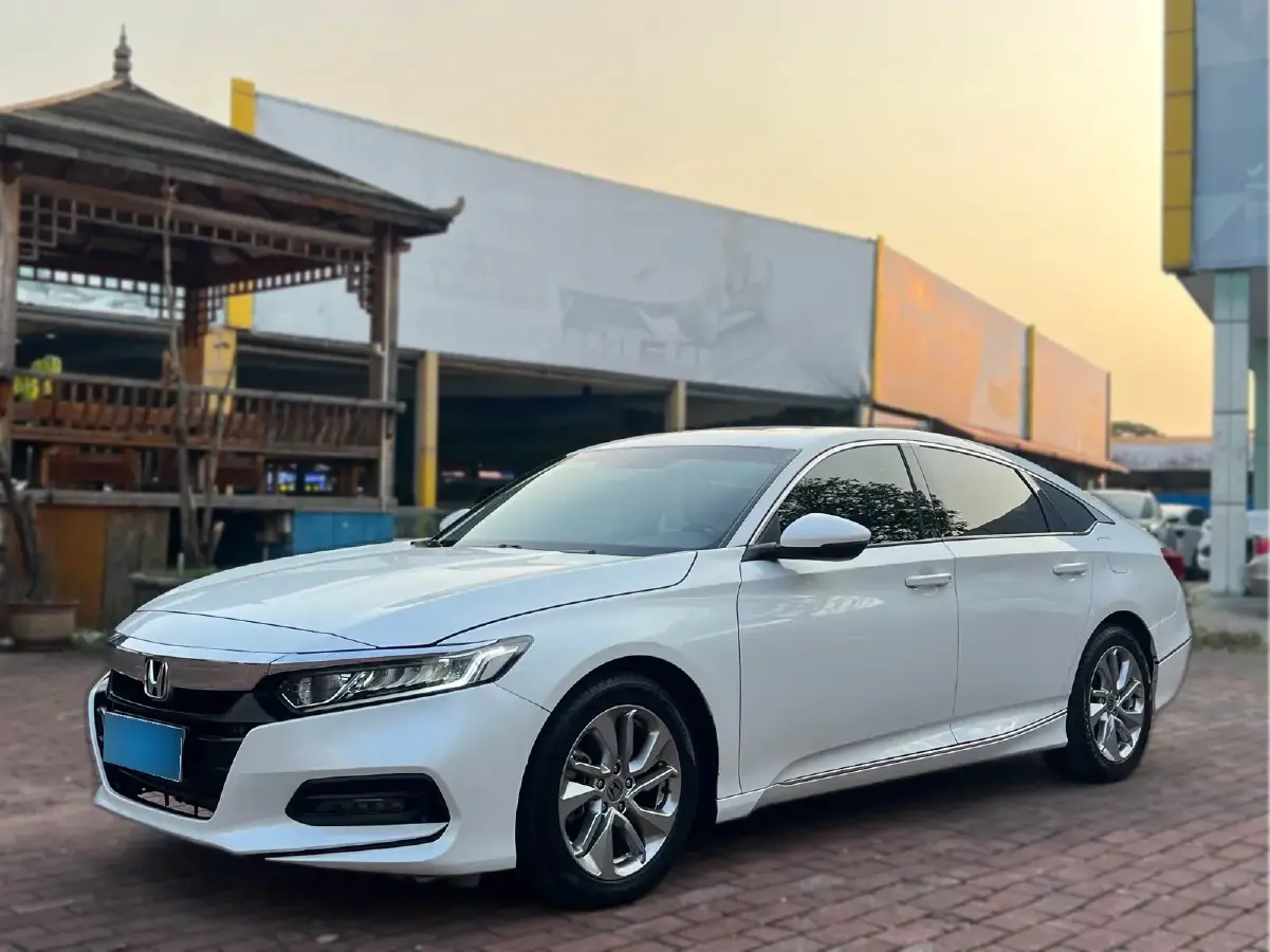 2018 Honda Accord 1.5T 194HP L4 CVT,autocango,china used car exporter,china ev exporter,chinese used car exporter,chinese used ev exporter