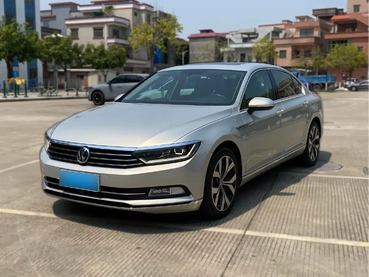 2017 Volkswagen Magotan 1.8T 180HP L4 7DCT