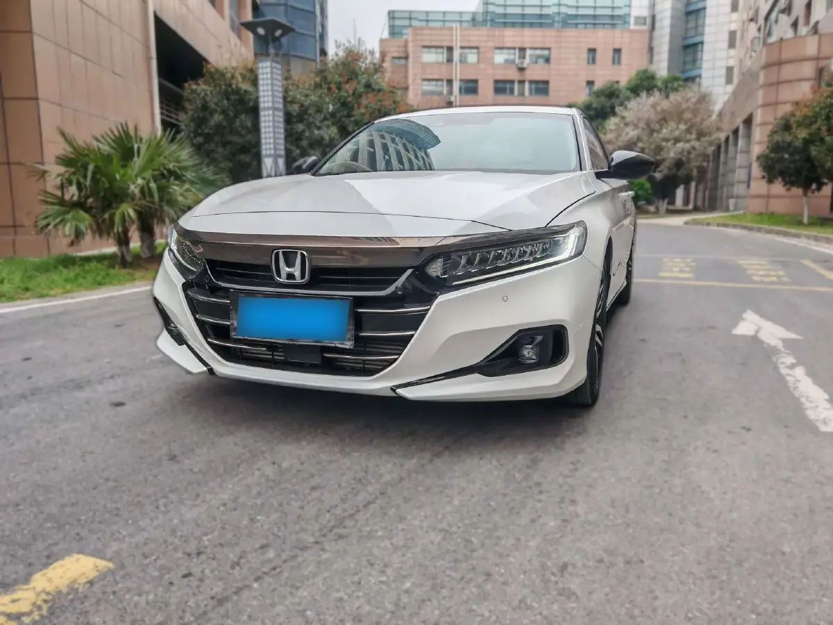 2022 Honda Accord 1.5T 194HP L4 CVT