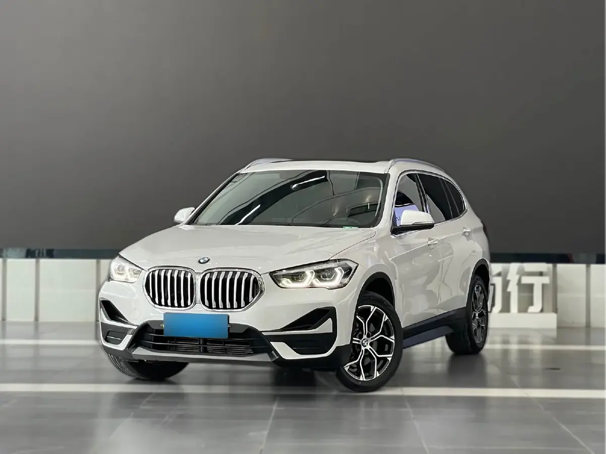 2021 BMW X1 2.0T 192HP L4 7DCT