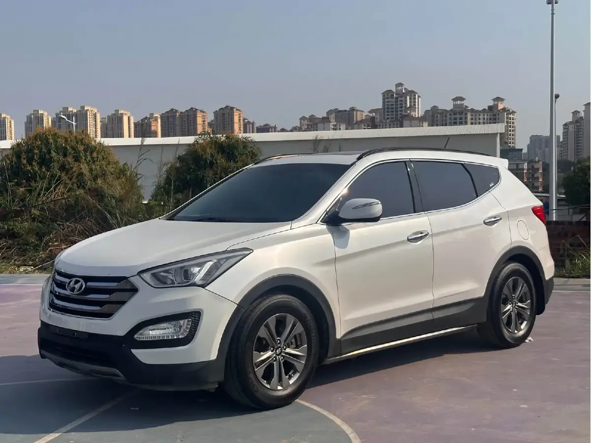 2013 Hyundai Santafe 2.4L 189HP L4 6AT