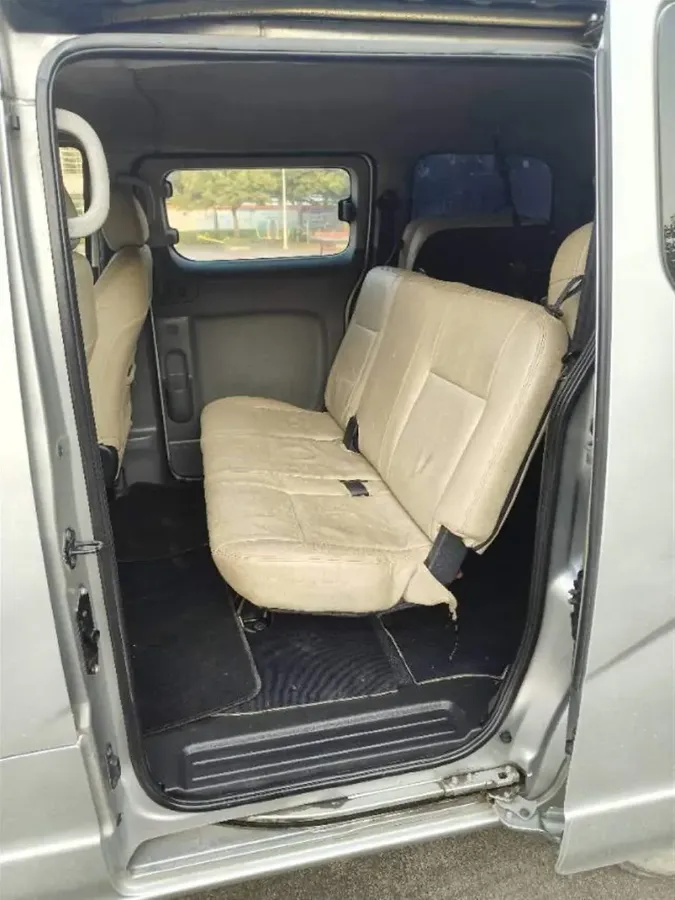 2011 Nissan NV200 1.6L 113HP L4 5MT,autocango,china used car exporter,china ev exporter,chinese used car exporter,chinese used ev exporter
