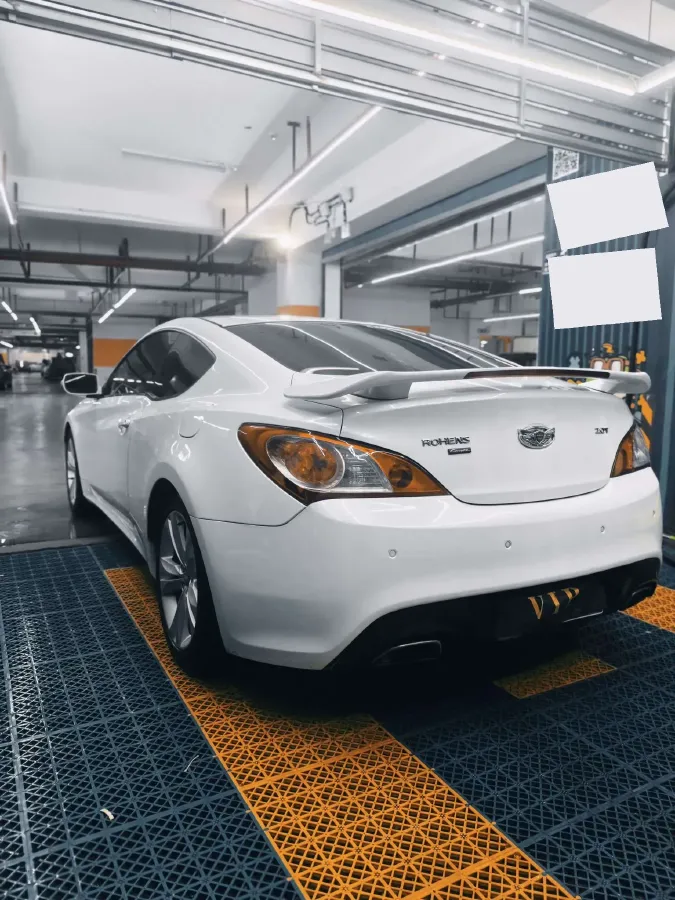 2009 Hyundai Rohens-Coupe 2.0T 210HP L4 5AT,autocango,china used car exporter,china ev exporter,chinese used car exporter,chinese used ev exporter