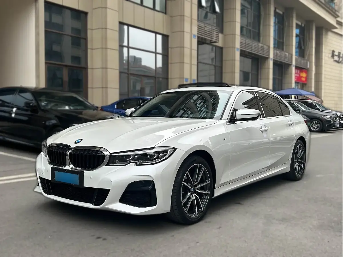 2021 BMW 3 Series 2.0T 156HP L4 8AT