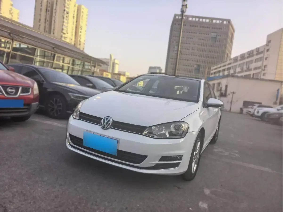 2016 Volkswagen Golf 1.6L 110HP L4 6AT