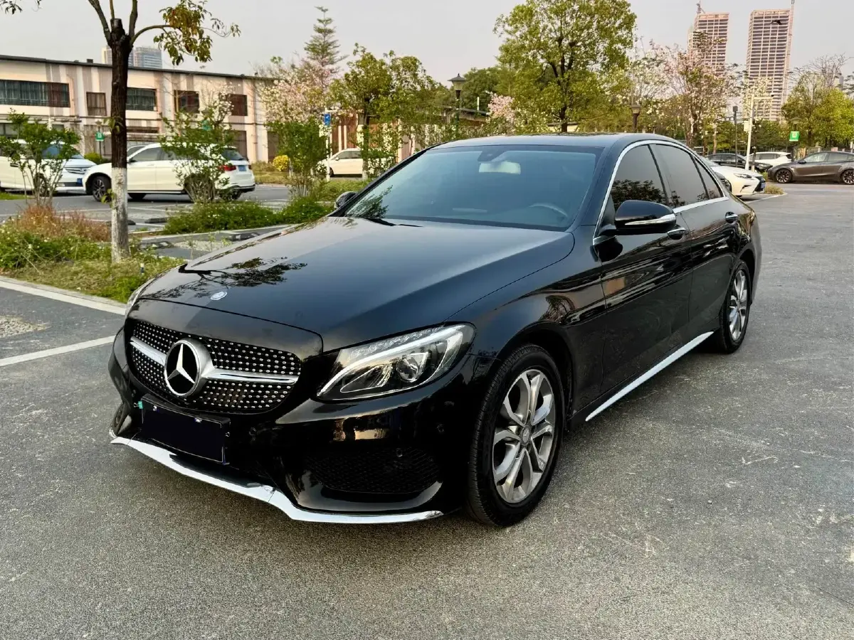 2016 Mercedes-Benz C Class 1.6T 156HP L4 7AT