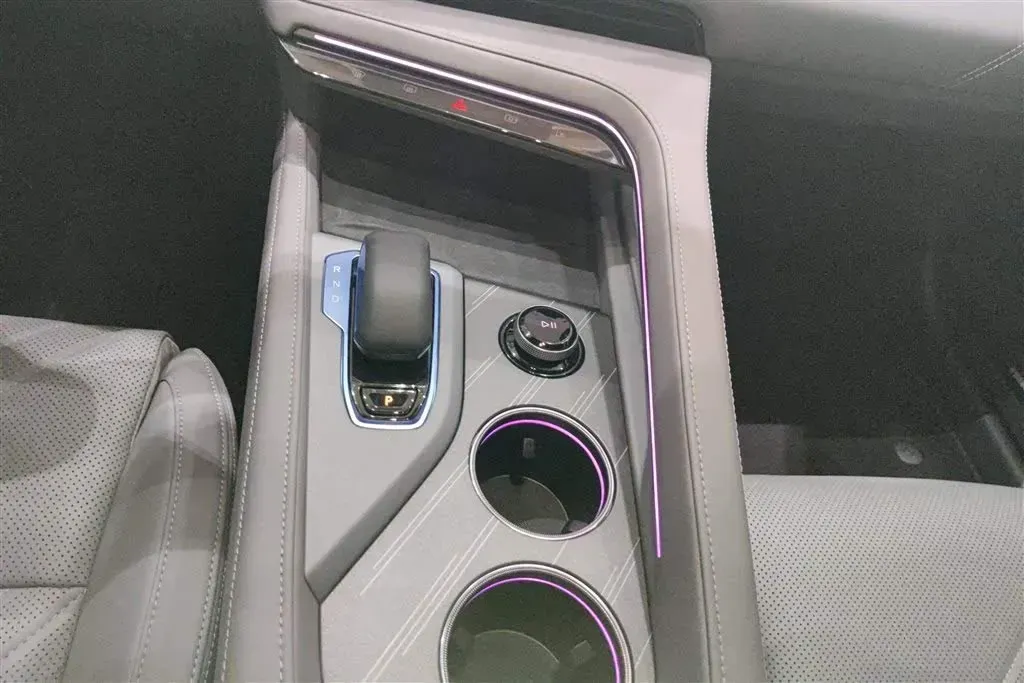 2024 Zeekr 001 BEV 95KWH,autocango,china used car exporter,china ev exporter,chinese used car exporter,chinese used ev exporter