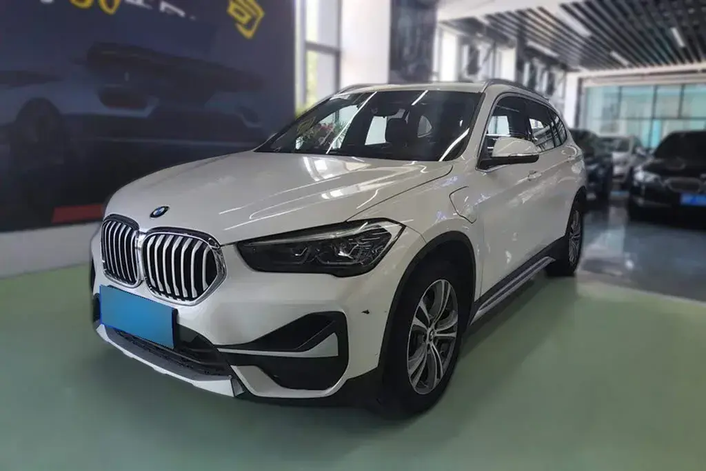 2020 BMW X1 1.5T 136HP L3 6AT PHEV
