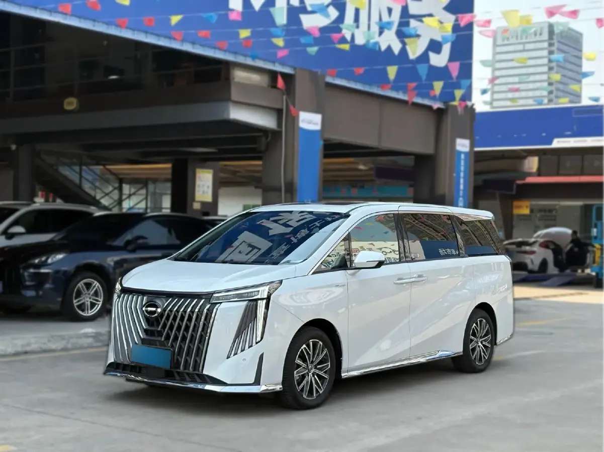 2024 GAC Trumpchi M8 2.0T 252HP L4 8AT