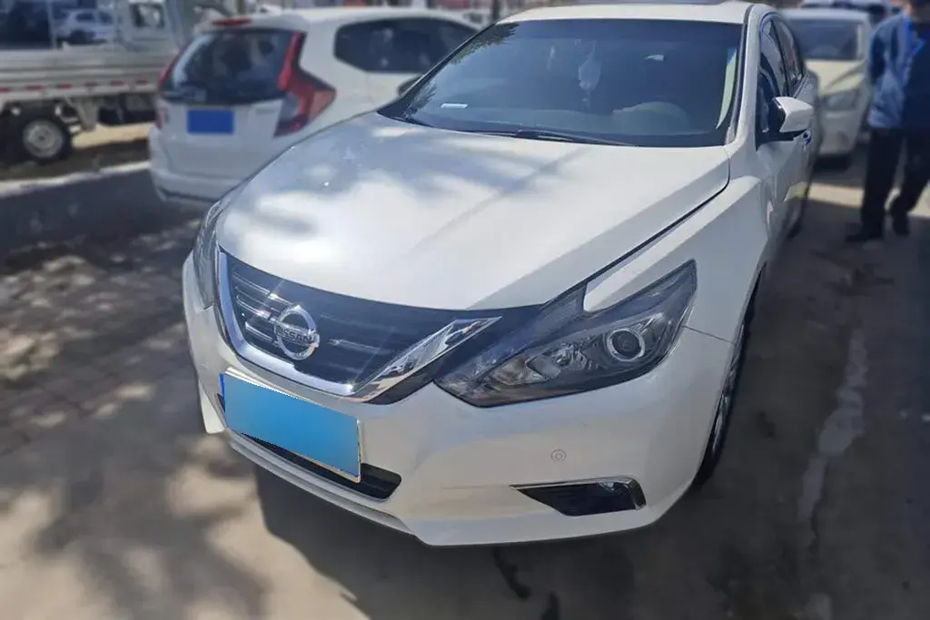 2016 Nissan Teana 2.0L 150HP L4 CVT