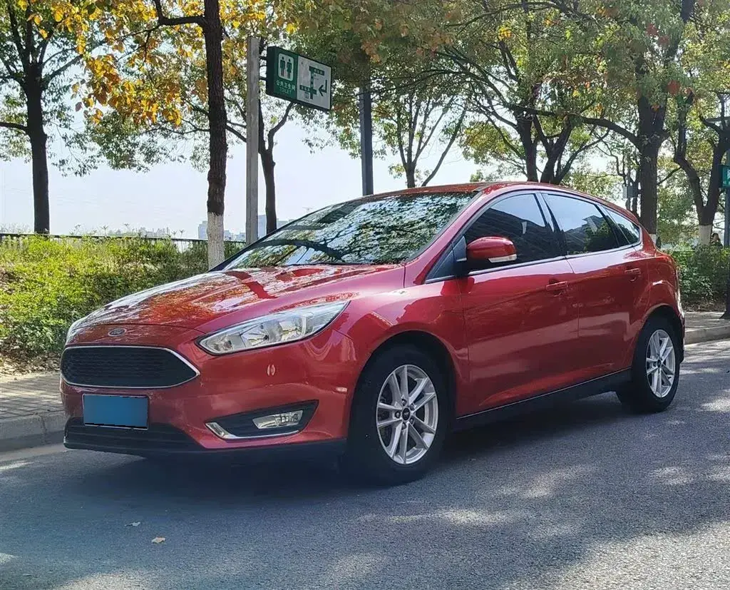 2017 Ford Focus 1.6L 125HP L4 6DCT