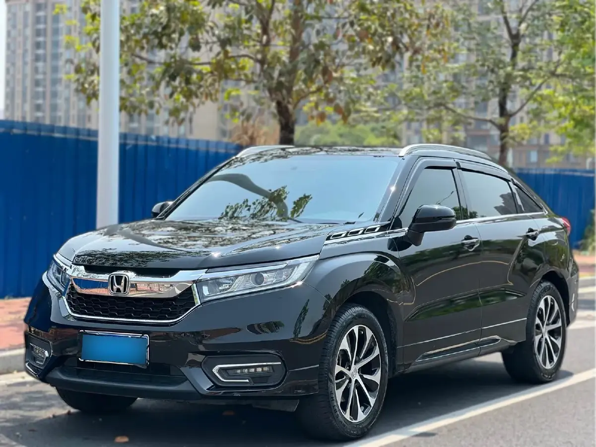 2017 Honda Avancier 1.5T 193HP L4 CVT