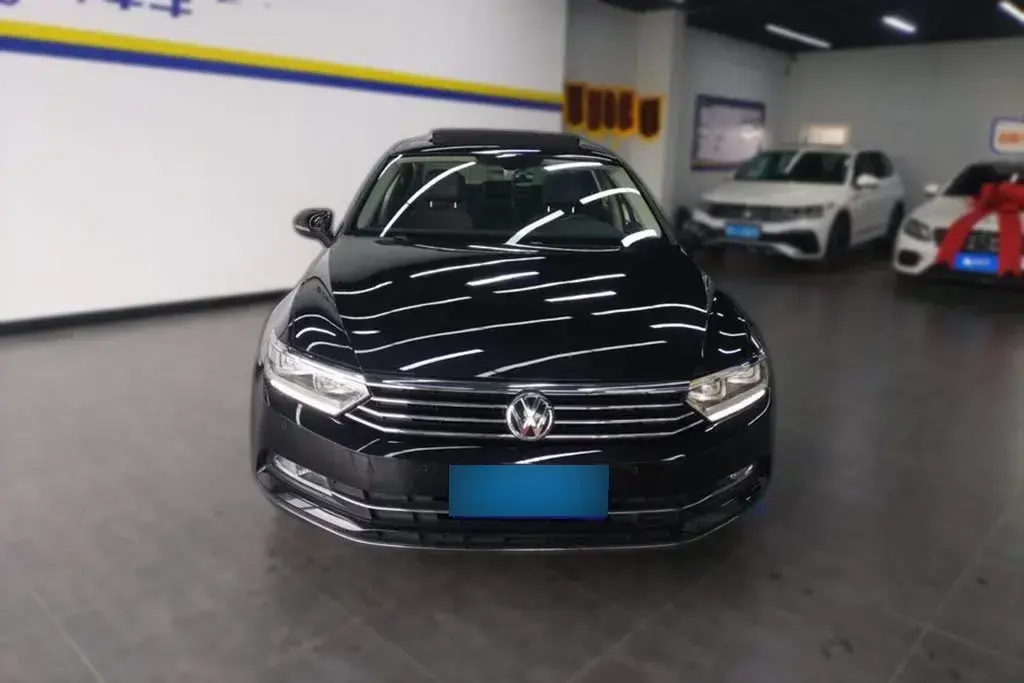 2017 Volkswagen Magotan 1.8T 180HP L4 7DCT