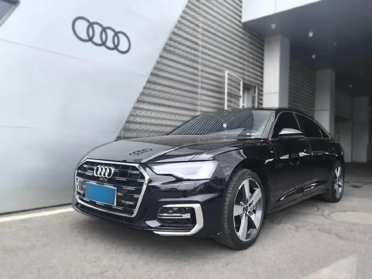 2023 Audi A6L 2.0T 245HP L4 7DCT