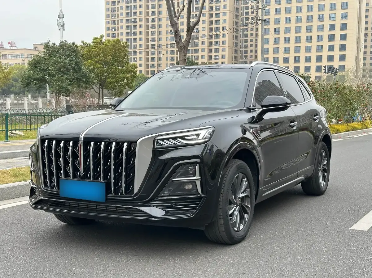 2023 HongQi HS5 2.0T 252HP L4 8AT