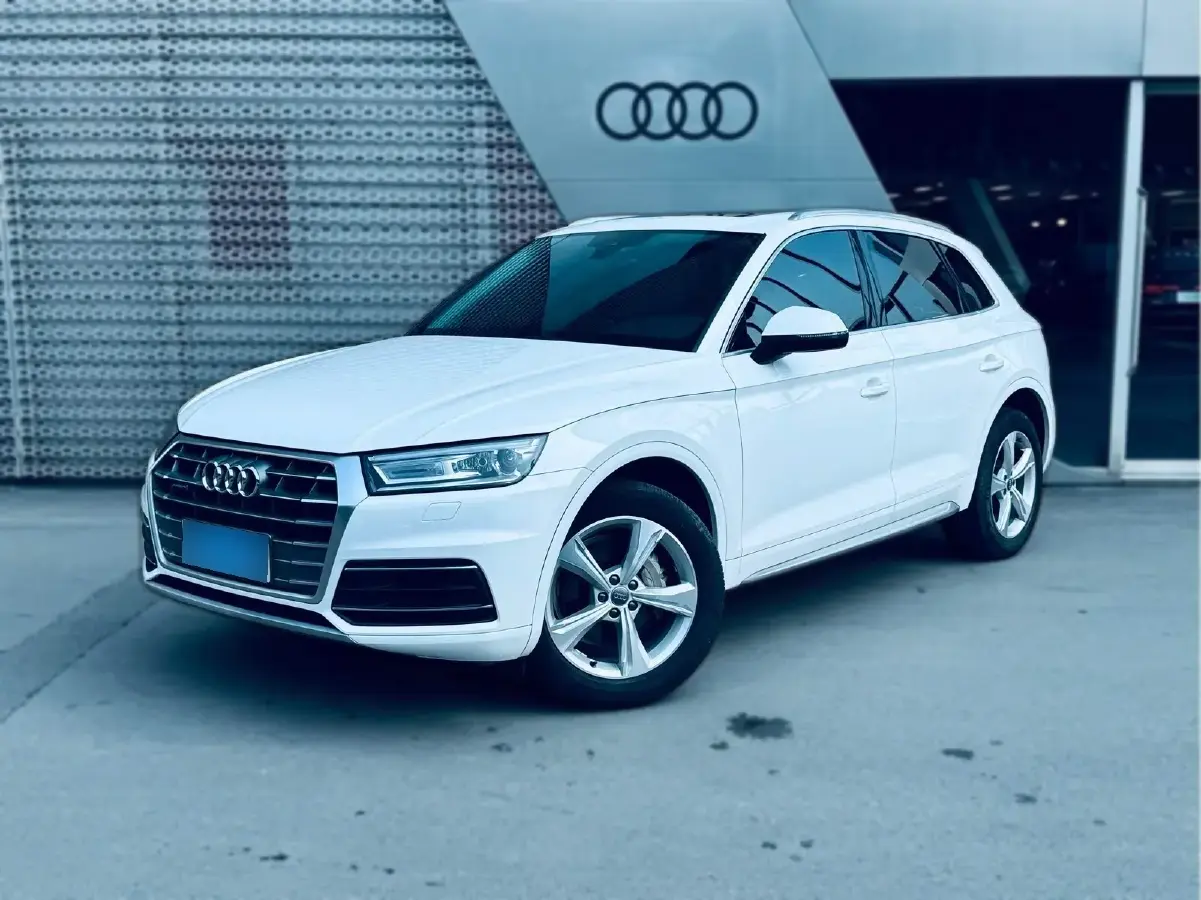 2018 Audi Q5L 2.0T 190HP L4 7DCT