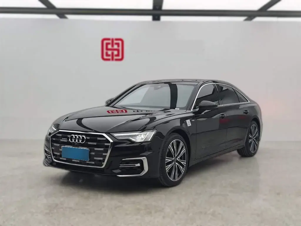 2025 Audi A6L 2.0T 245HP L4 7DCT