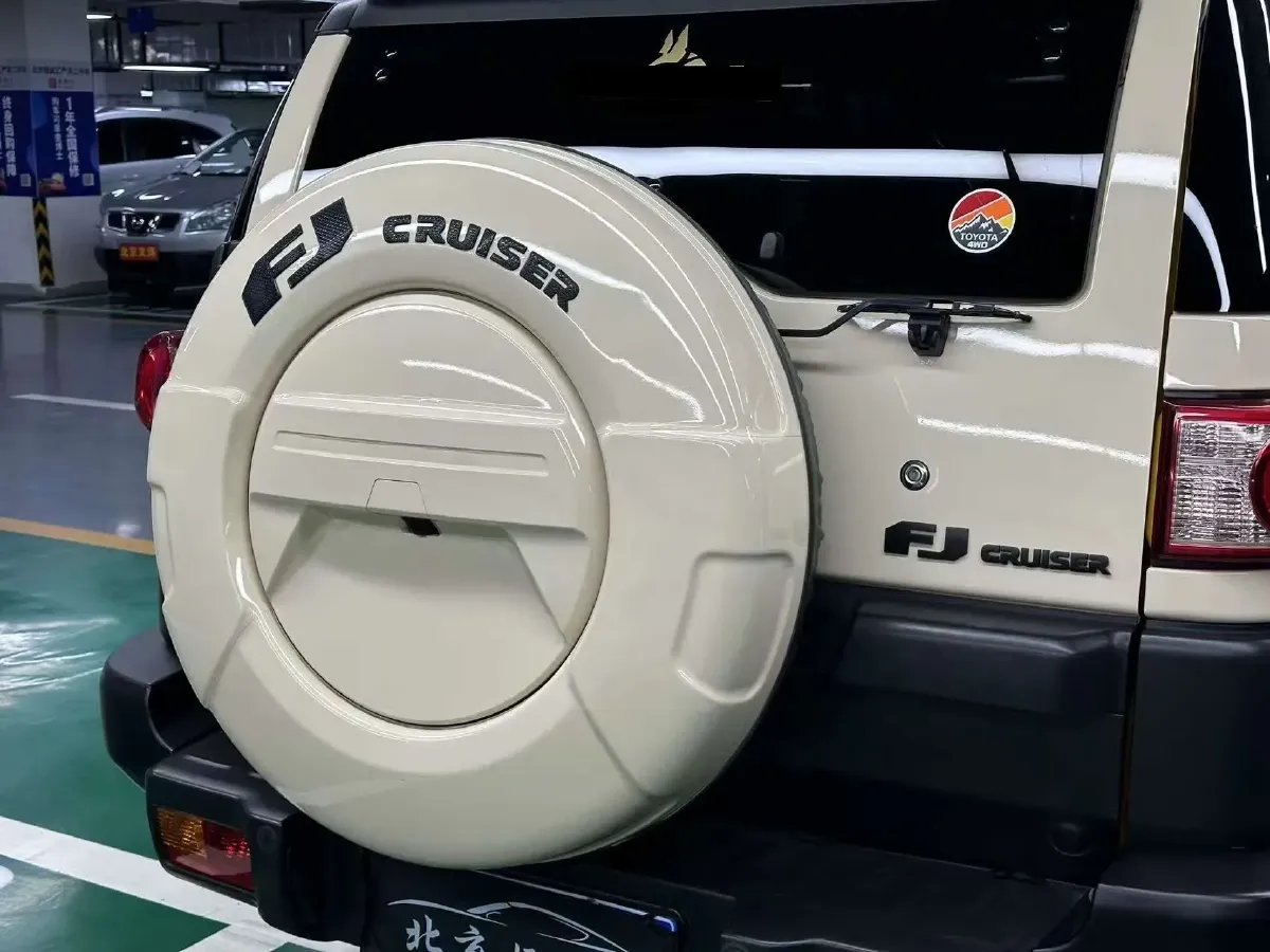 2013 Toyota FJ Cruiser 4.0L 272HP V6 5AT,autocango,china used car exporter,china ev exporter,chinese used car exporter,chinese used ev exporter