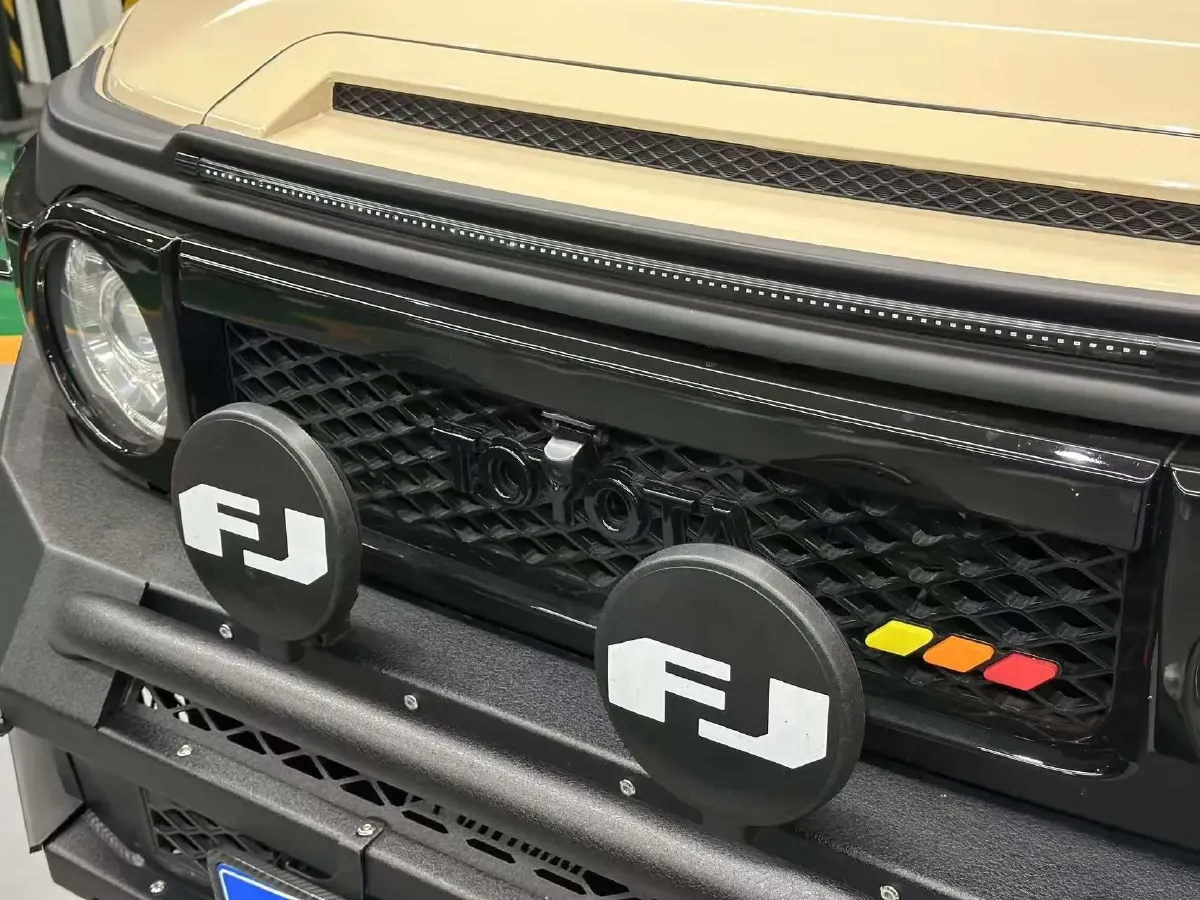 2013 Toyota FJ Cruiser 4.0L 272HP V6 5AT,autocango,china used car exporter,china ev exporter,chinese used car exporter,chinese used ev exporter