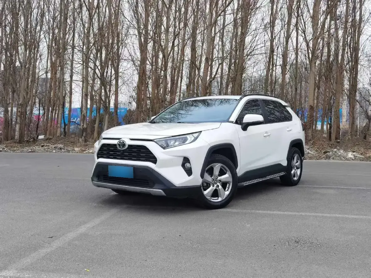 2020 Toyota RAV4 2.0L 171HP L4 CVT