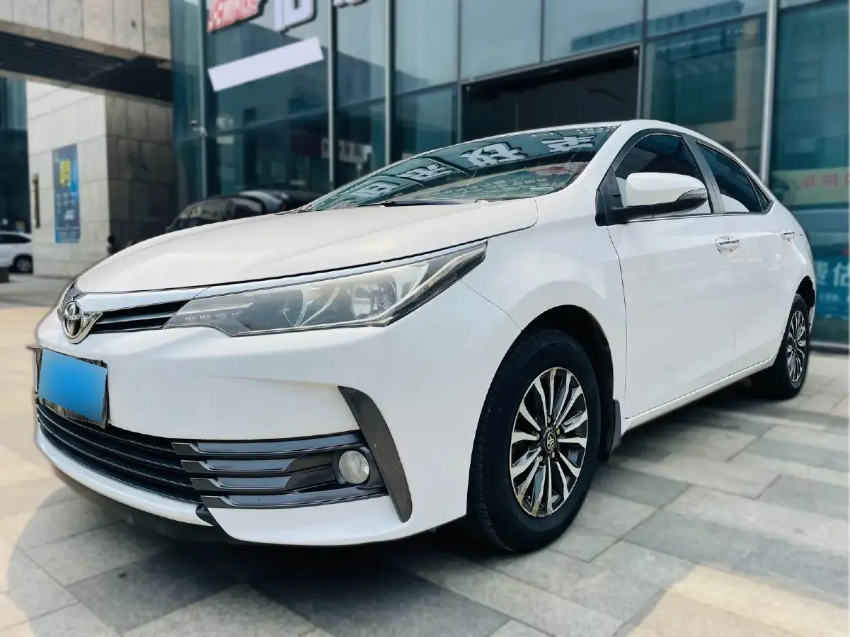 2018 Toyota Corolla 1.2T 116HP L4 CVT