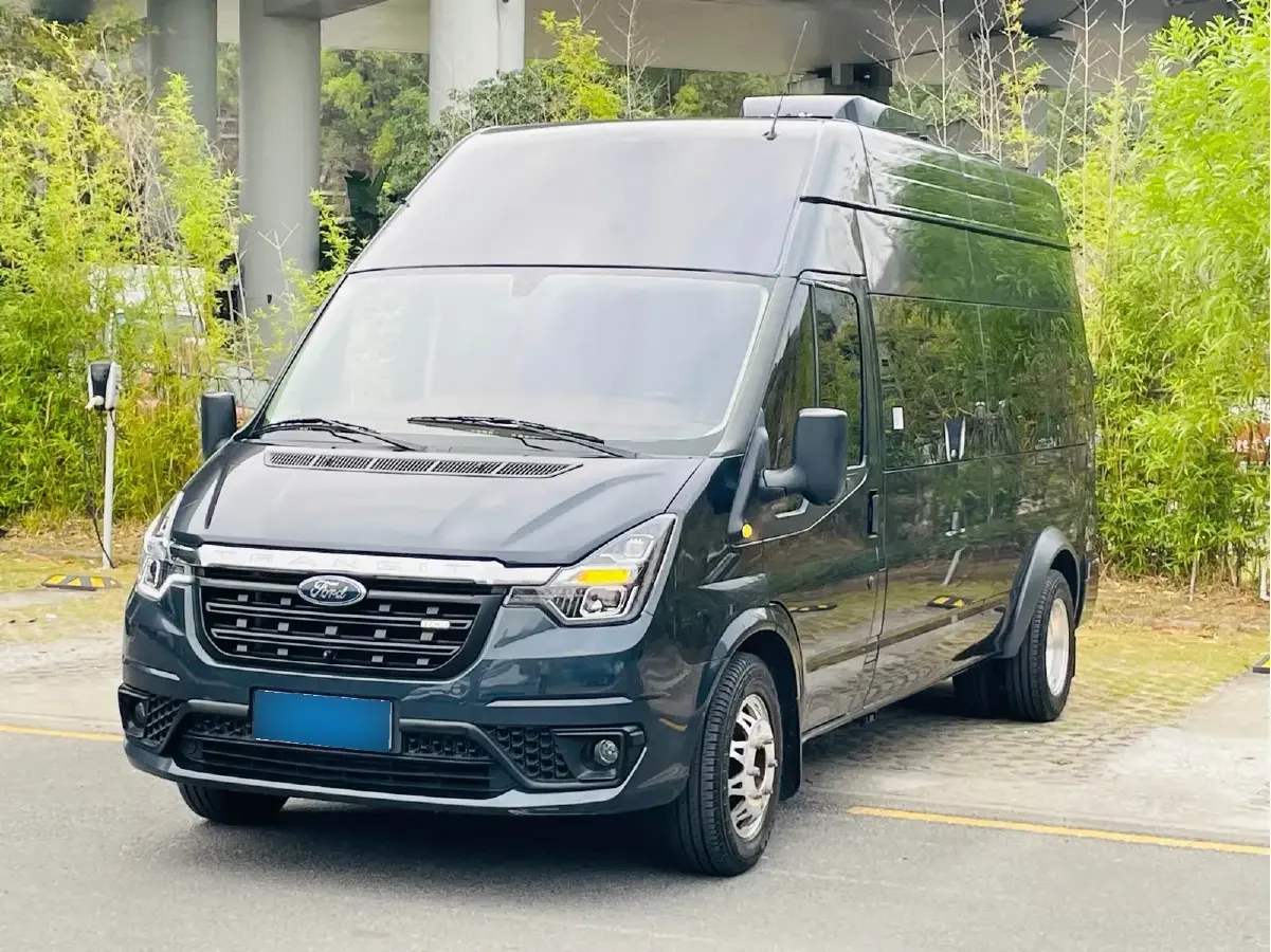 2021 Ford New Era Transit 2.2T 140HP L4 6AMT