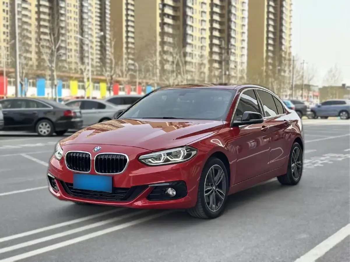 2018 BMW 1 Series 1.5T 136HP L3 6AT