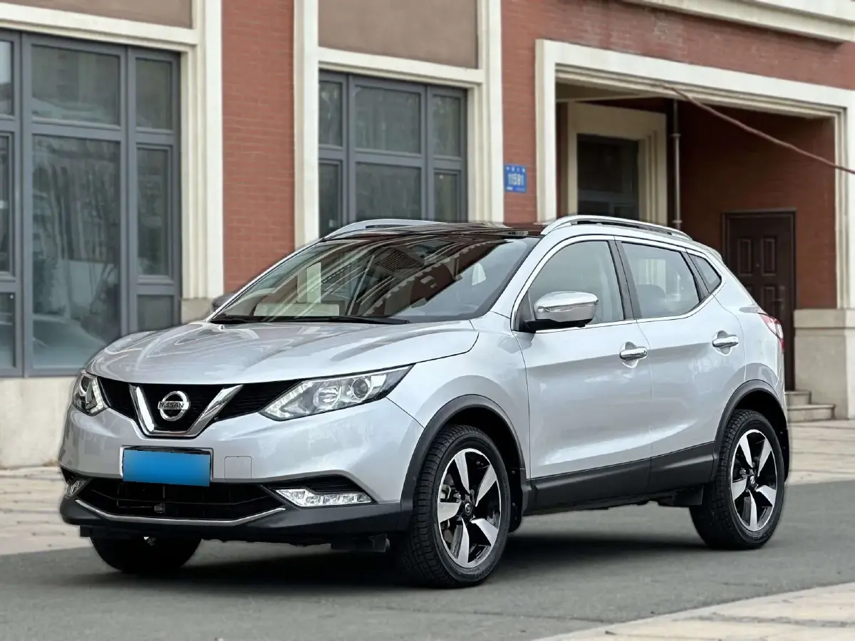 2016 Nissan Qashqai 2.0L 150HP L4 CVT