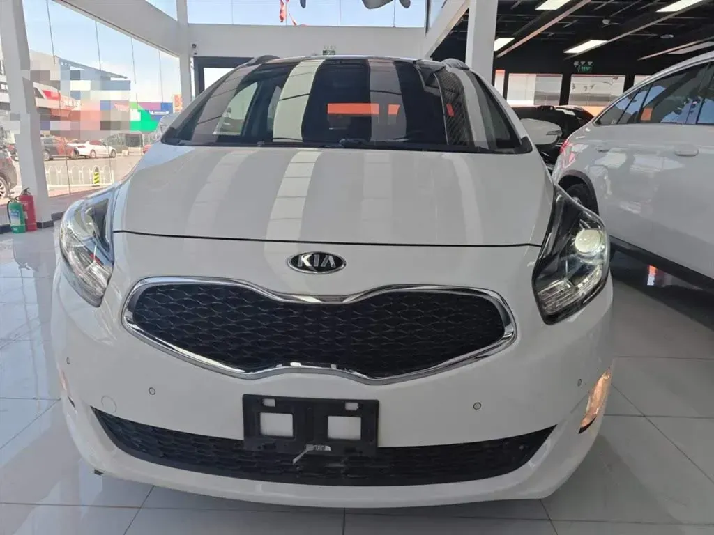 2013 Kia Carens 2.0L 152HP L4 6AT,autocango,china used car exporter,china ev exporter,chinese used car exporter,chinese used ev exporter