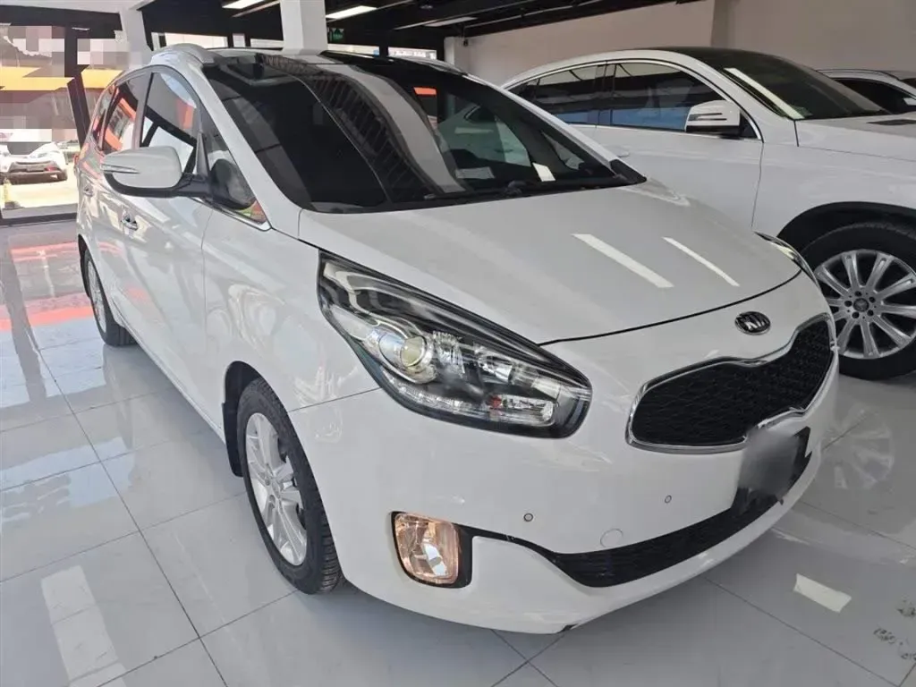 2013 Kia Carens 2.0L 152HP L4 6AT,autocango,china used car exporter,china ev exporter,chinese used car exporter,chinese used ev exporter