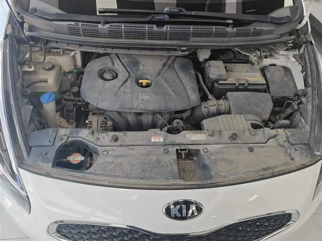 2013 Kia Carens 2.0L 152HP L4 6AT,autocango,china used car exporter,china ev exporter,chinese used car exporter,chinese used ev exporter