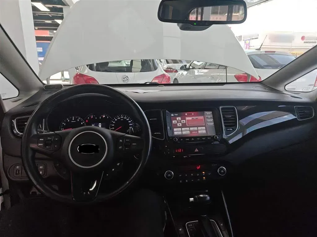 2013 Kia Carens 2.0L 152HP L4 6AT,autocango,china used car exporter,china ev exporter,chinese used car exporter,chinese used ev exporter