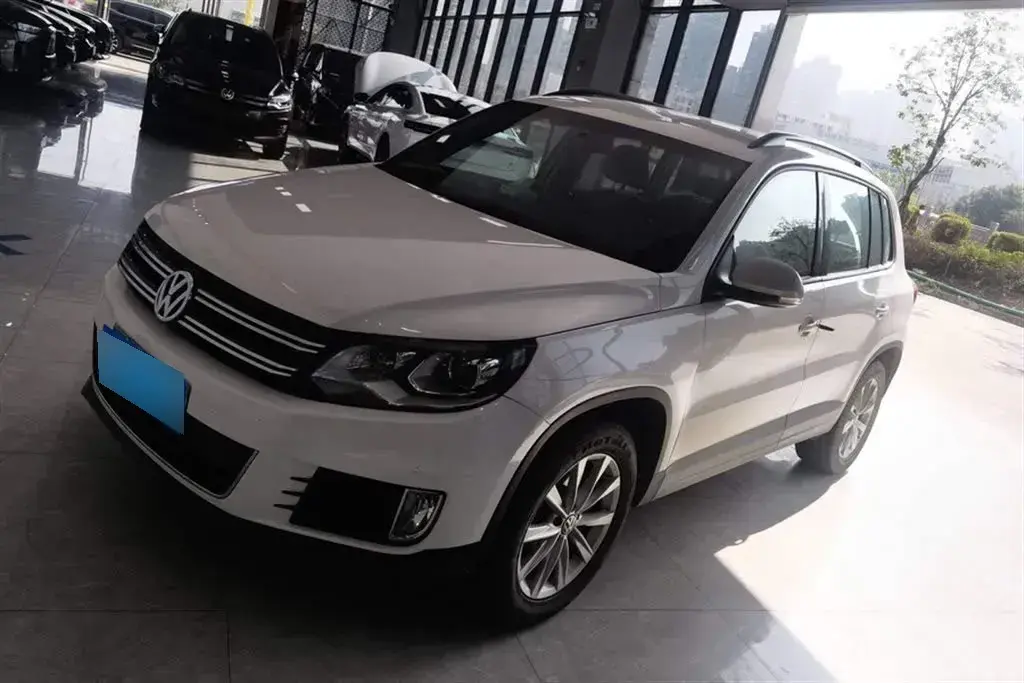 2016 Volkswagen Tiguan 1.4T 150HP L4 6DCT
